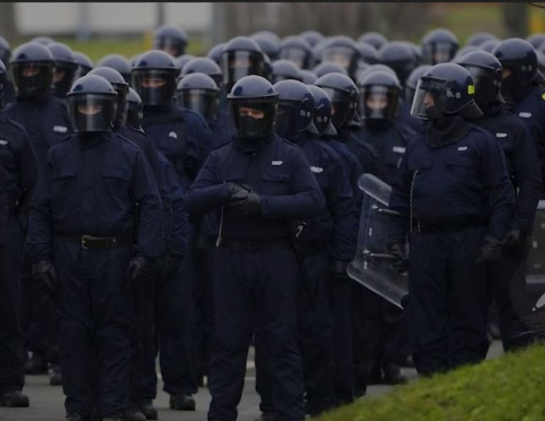 HMP MILLSIKE – RIOT & BOMB SQUAD MOVE IN!!! – HMP Prisons Justice Group